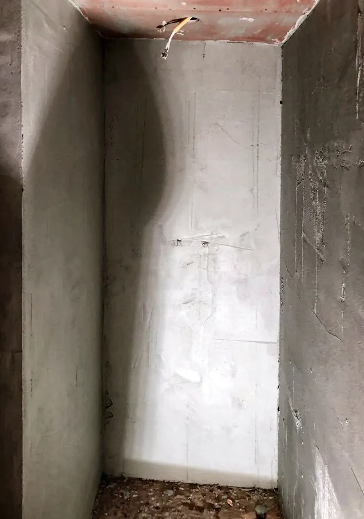 Voor: ruwe douchehoek